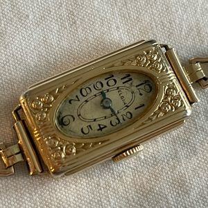 c.1933 Ladies 14K GF Wrist Watch